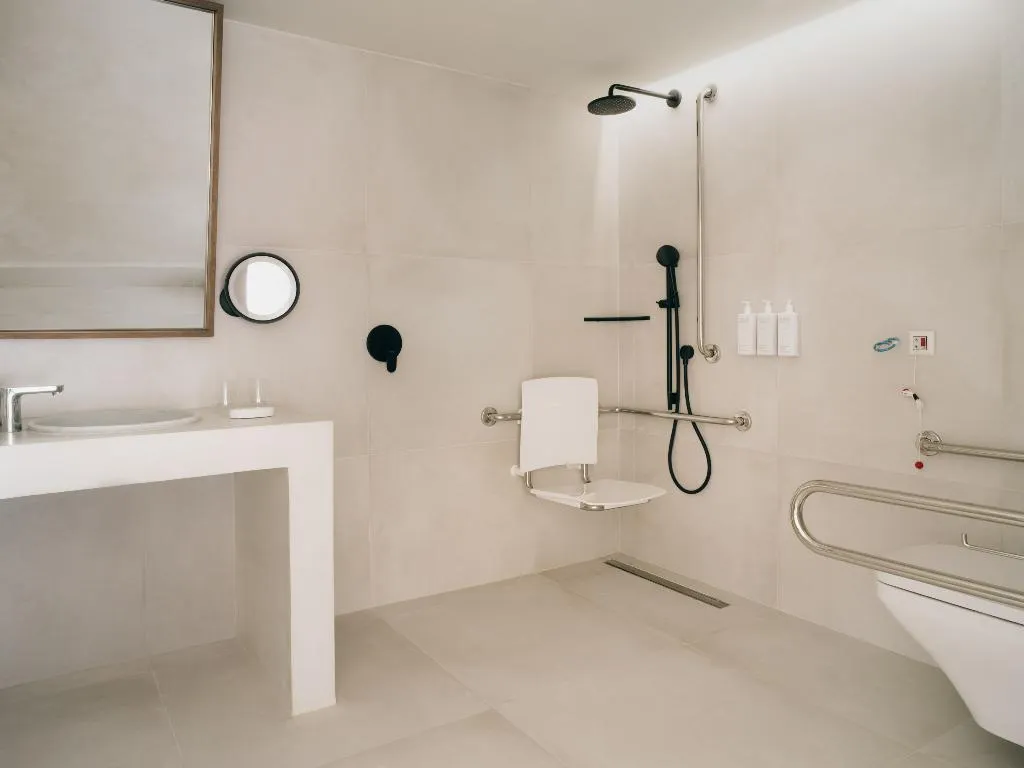 DOUBLE Accesible Deluxe  Room, Mondrian Hotel Ibiza, Ibiza