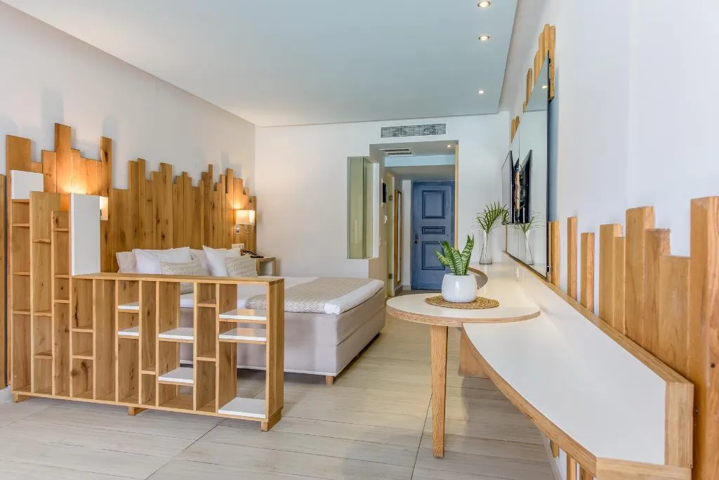 JUNIOR SUITE WITH PRIVATE POOL Room, Lyttos Beach, Crete