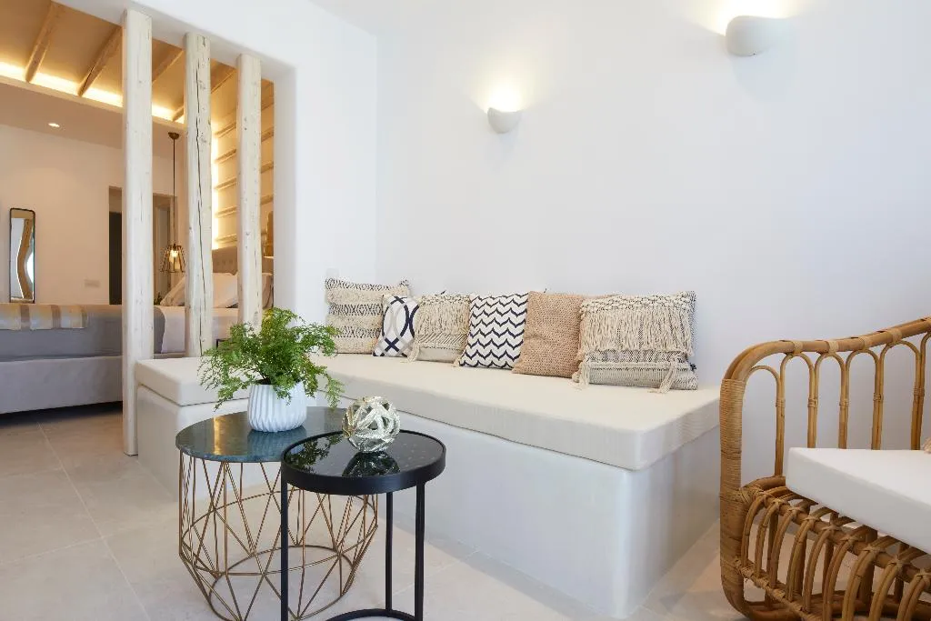 SUITE HONEYMOON Room, Phos The Boutique Luxury Hotel & Villas, Santorini