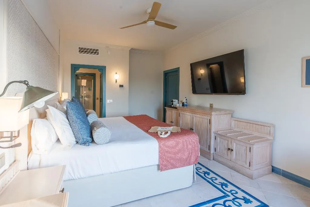 SUITE CLUB Room, Hotel LIVVO Volcan Lanzarote, Lanzarote