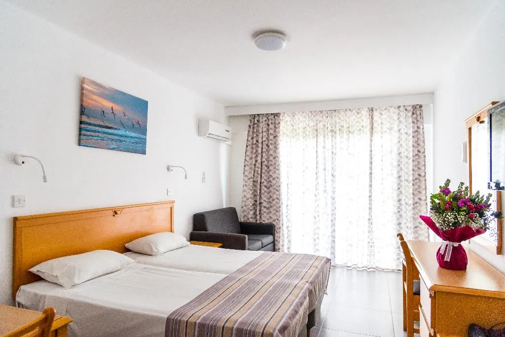 STUDIO STANDARD Room, Helios Bay Hotel Apts & Villas, Cyprus