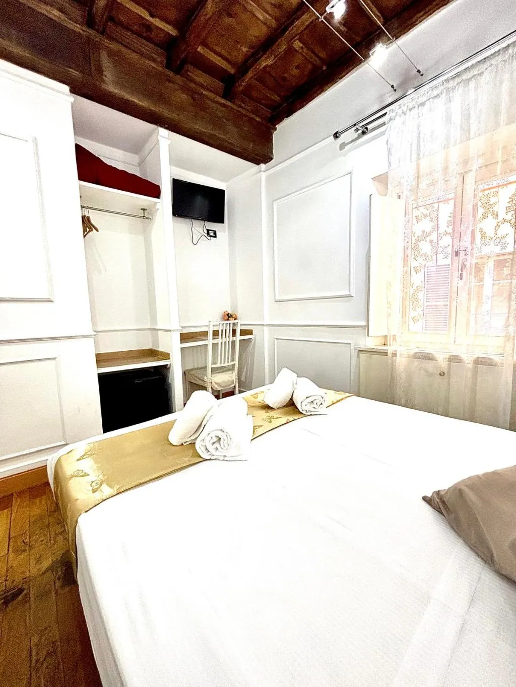 DOUBLE ECONOMY Room, Domus Ester, Rome