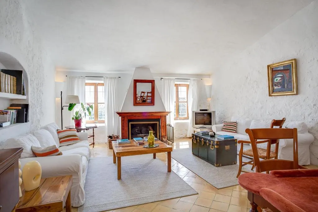 General view, Finca Hotel Es Castell, Majorca
