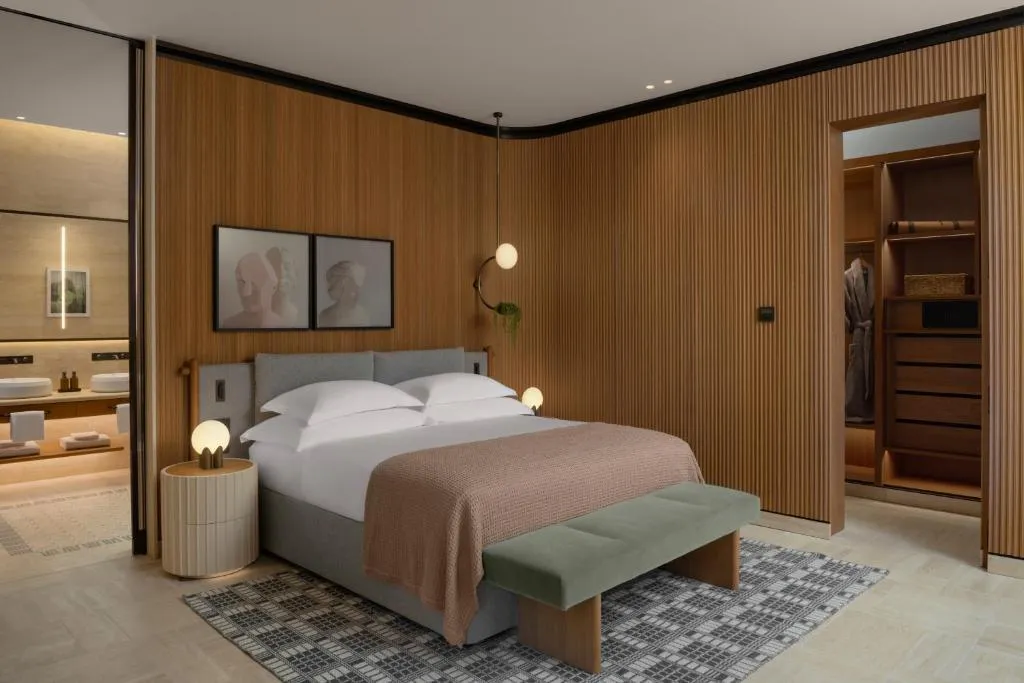 JUNIOR SUITE WITH TERRACE Room, Six Senses Rome, Rome