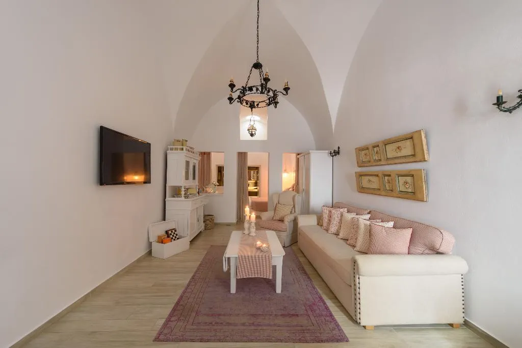 SUITE KING SIZE BED Room, Senses Suites, Santorini