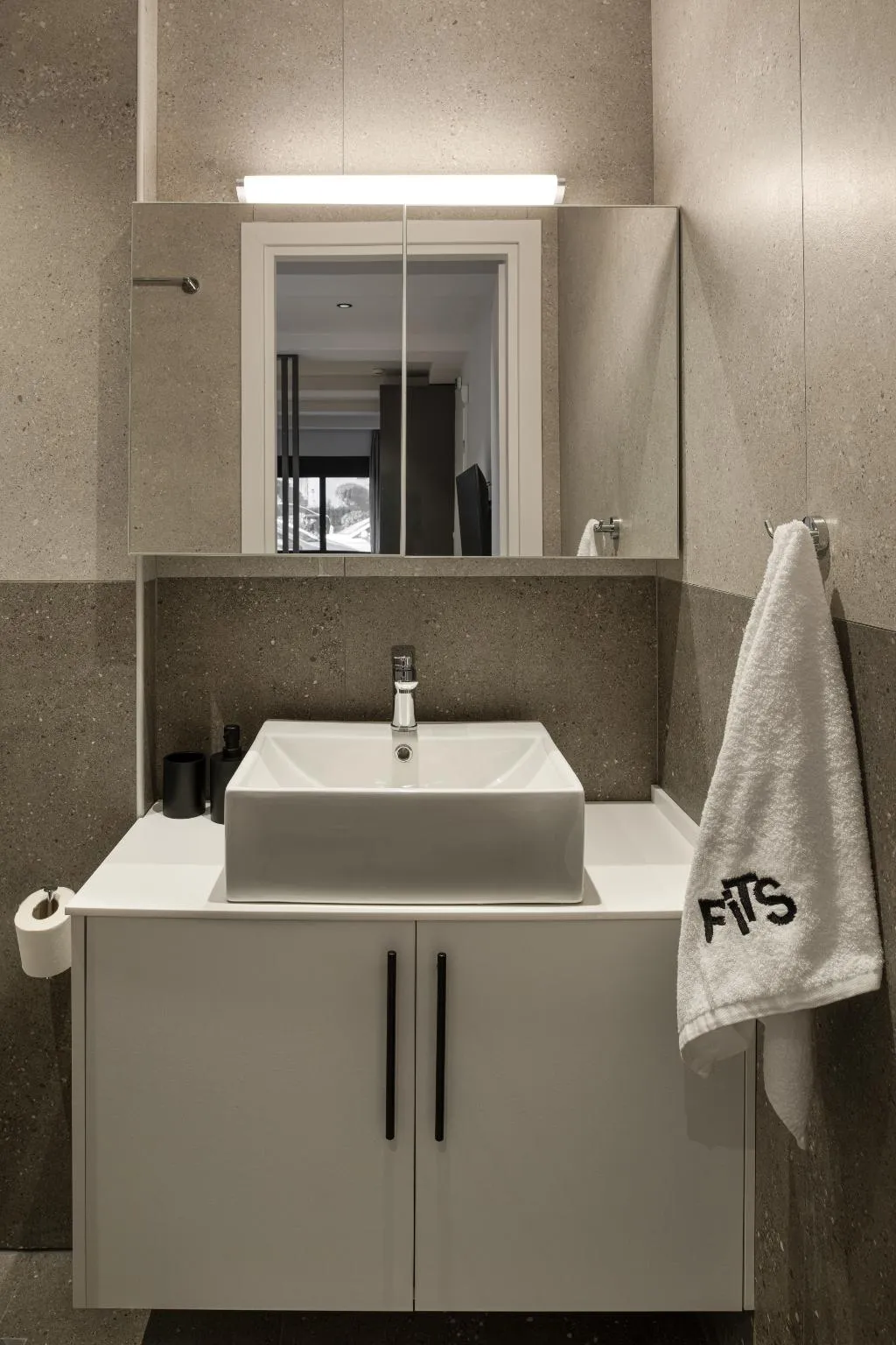 APARTMENT STANDARD Room, Fits Living, Athens