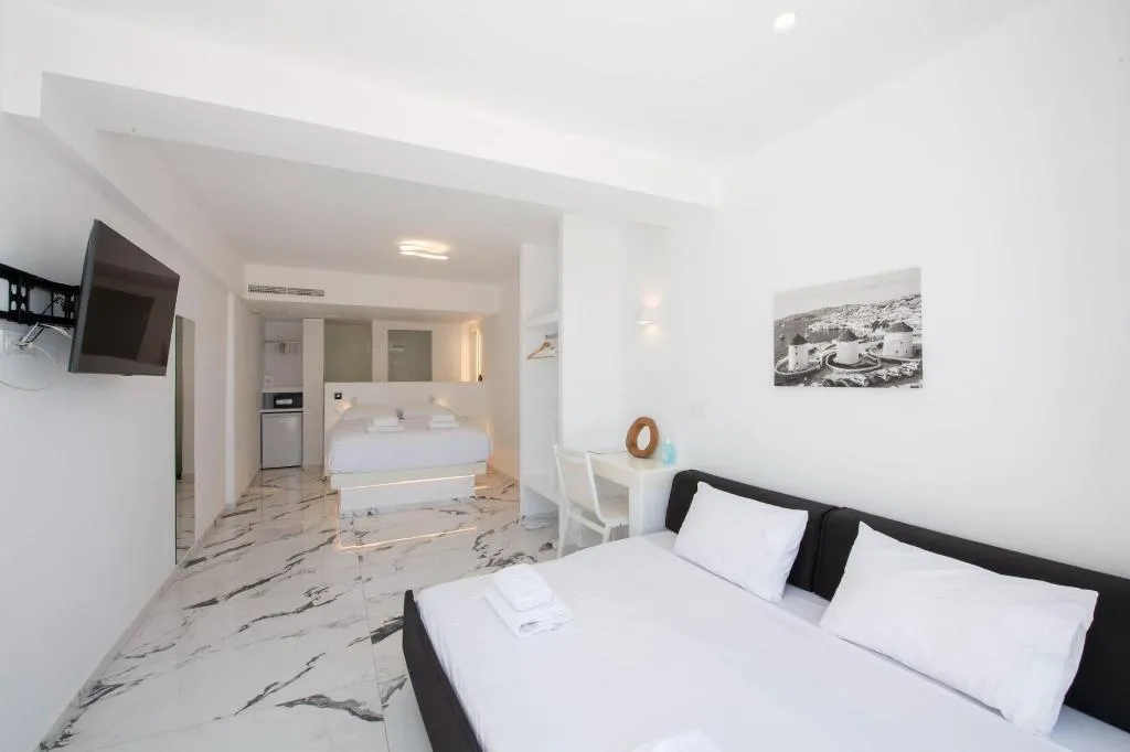 Room, Bianco A Nero, Mykonos