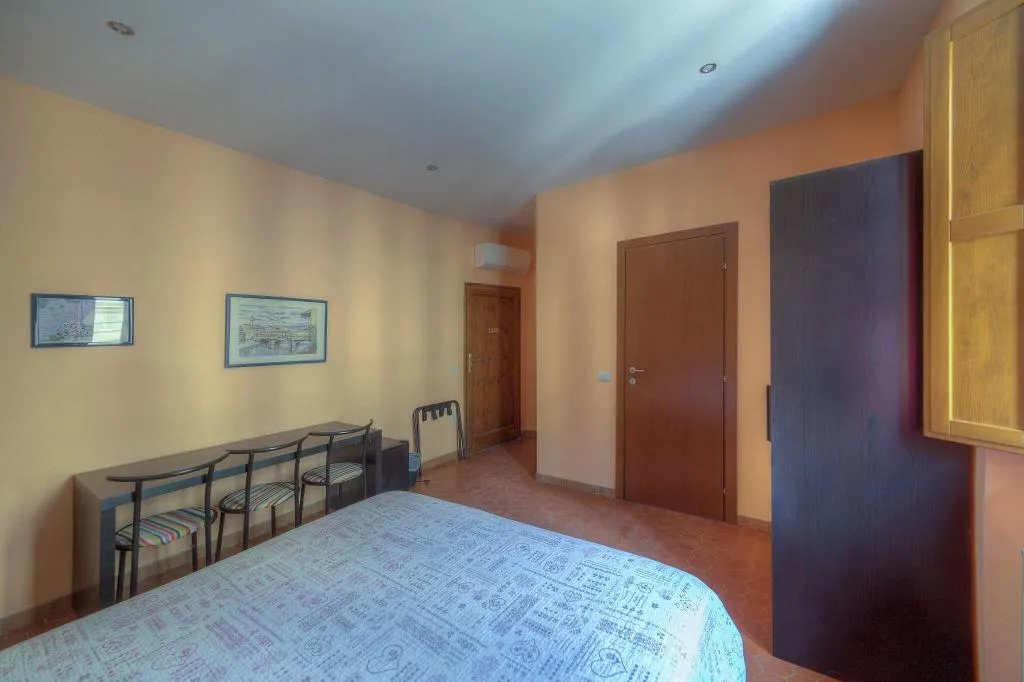 Double or Twin CITY VIEW Room, Sogni D Oro Guest House, Florence