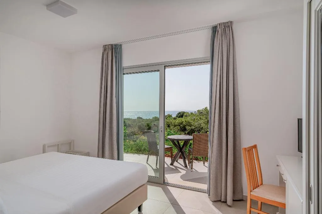 Double or Twin SEA FRONT Room, Bellevue Resort Sardinia Affiliated By Melia, Alghero