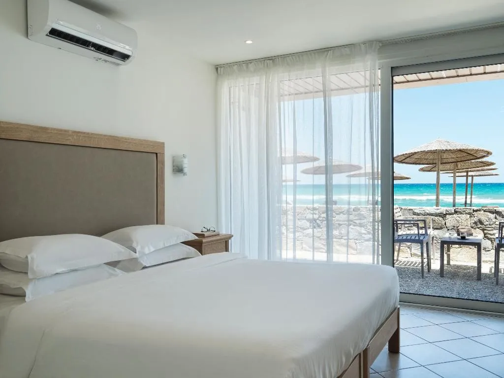 JUNIOR SUITE PREMIUM Room, Civitel Creta Beach, Crete