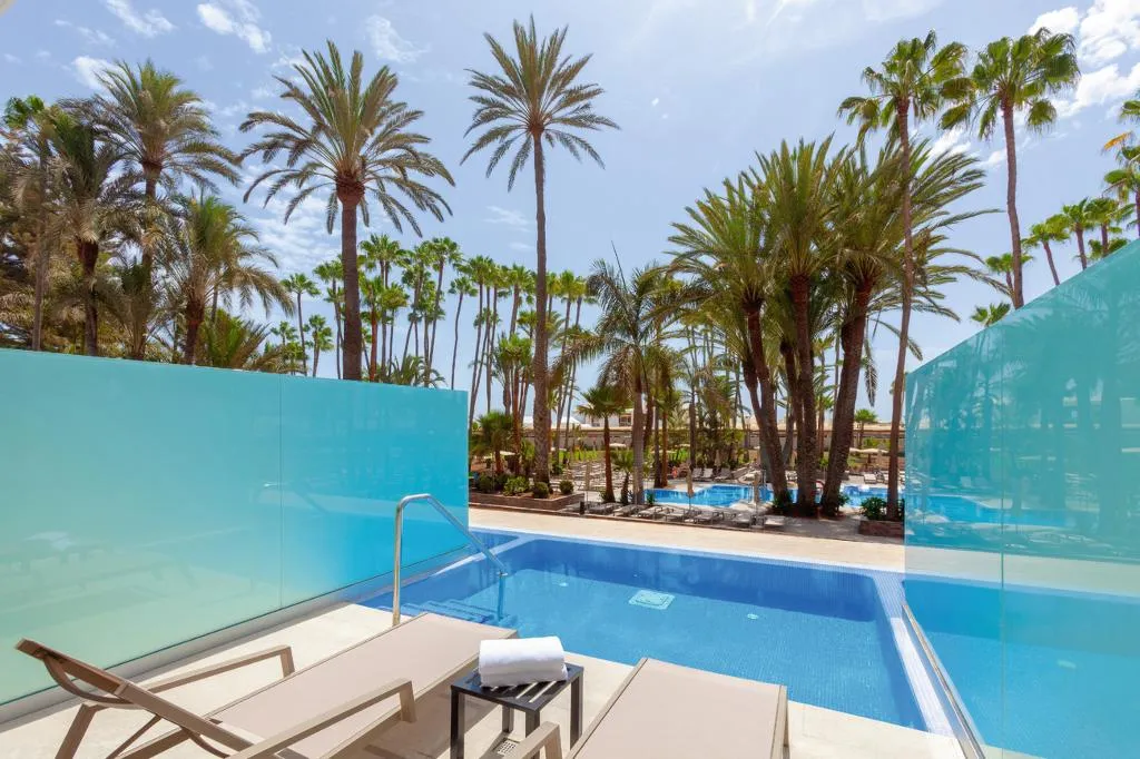 Double or Twin WITH PRIVATE POOL Room, Hotel Riu Palace Oasis, Gran Canaria