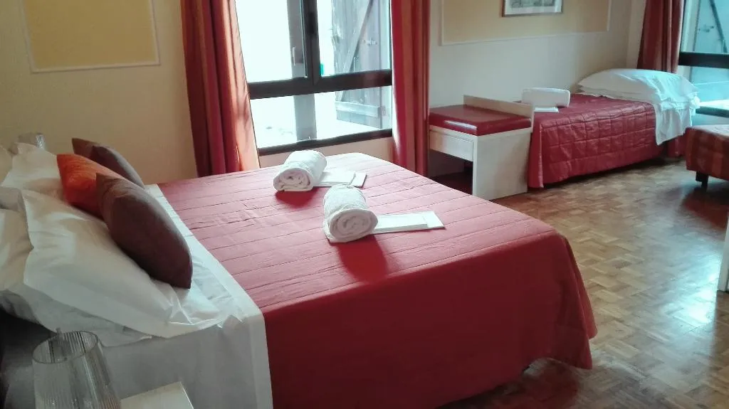 TRIPLE CLASSIC Room, La Vecchia Cartiera, Florence