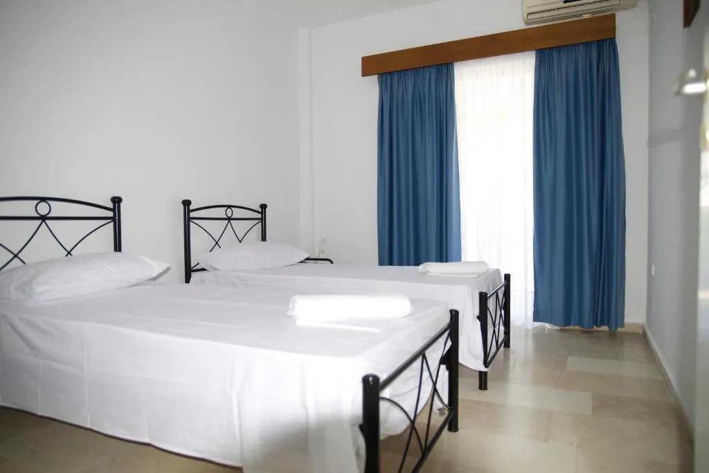 APARTMENT SEA VIEW Room, Kavos Central, Corfu