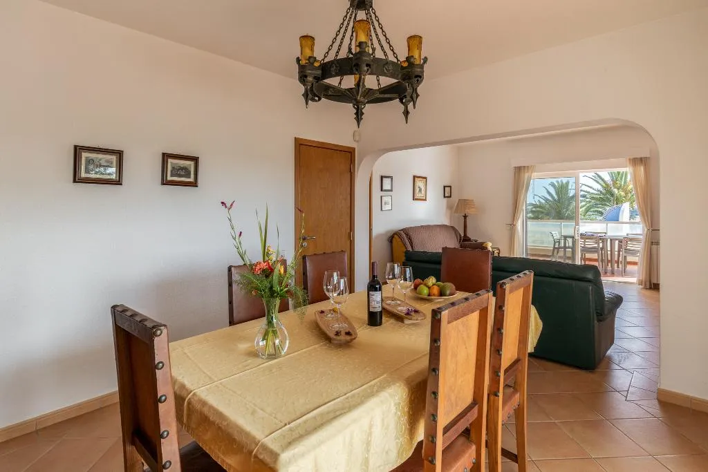 VILLA THREE BEDROOMS Room, Parque Monte Verde, Algarve