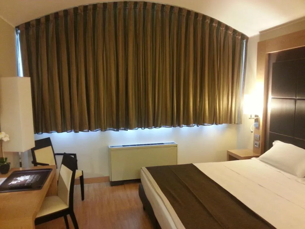 Room, Virginia Palace, Milan
