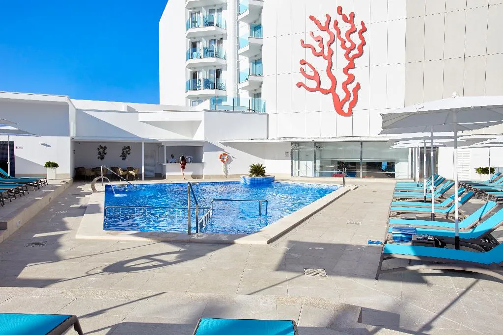 Pool, Universal Hotel Perla, Majorca
