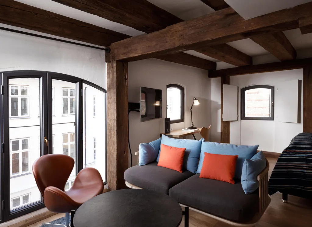JUNIOR SUITE DELUXE CANAL VIEW Room, 71 Nyhavn Hotel, Copenhagen
