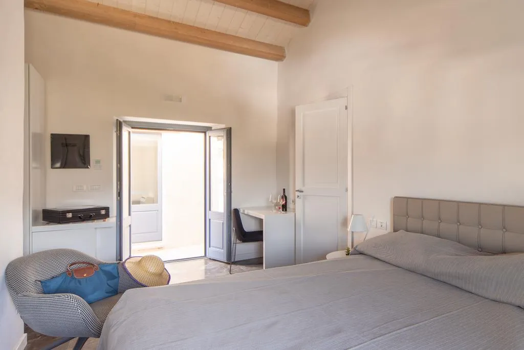 DOUBLE SUPERIOR Room, Borgo D'orlando, Catania