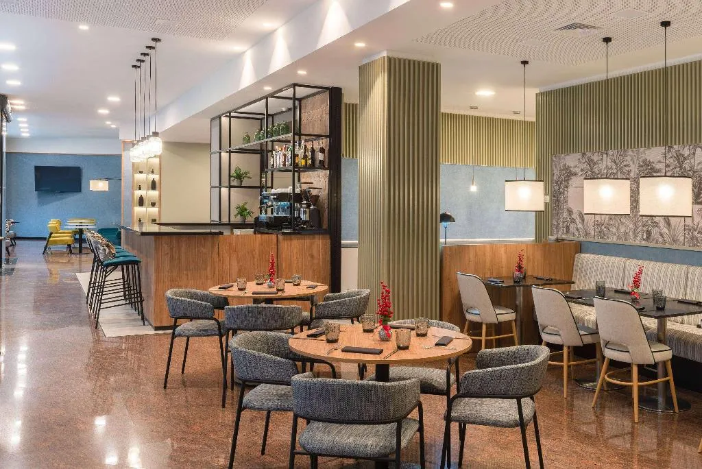 Restaurant, Hotel Elche Centro Affiliated by Melia, Costa Blanca