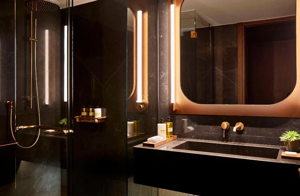 TWIN STANDARD Room, Thompson Madrid, part of Hyatt, Madrid