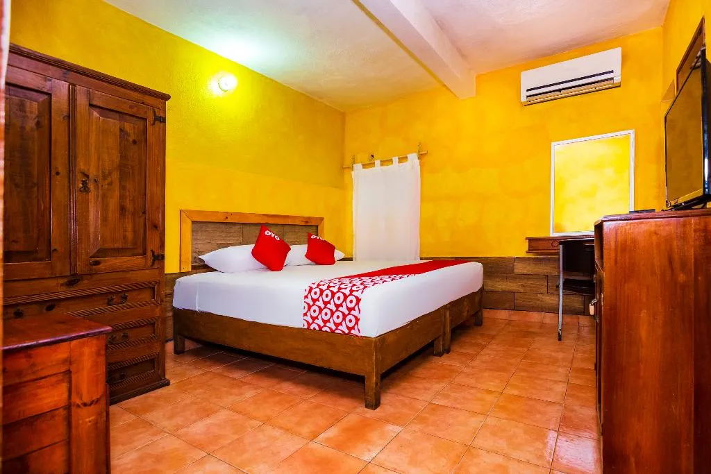 DOUBLE SUPERIOR Room, OYO Hotel Playa Del Carmen, Playa Del Carmen