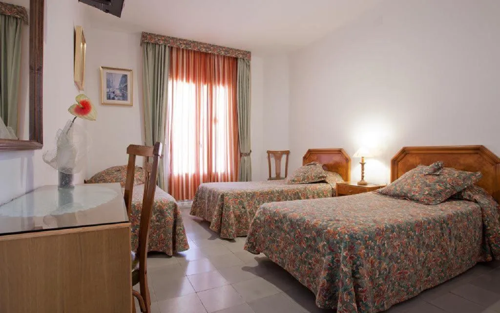 TRIPLE WITH BALCONY Room, Montana by Bossh Hotels, Costa Brava