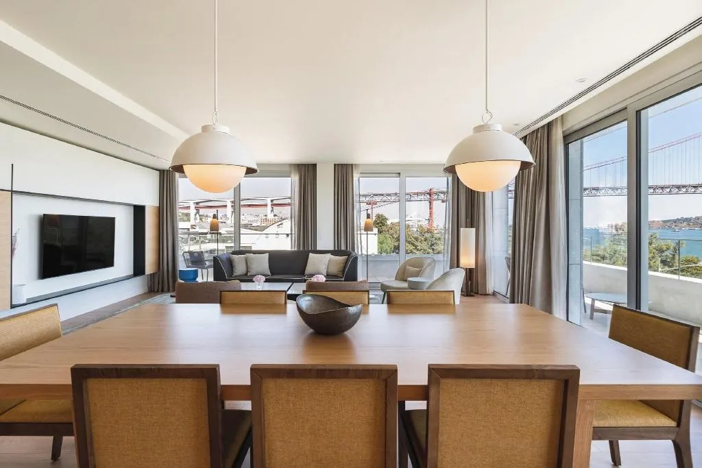 SUITE PREMIUM QUEEN BED Room, Hyatt Regency Lisbon, Lisbon