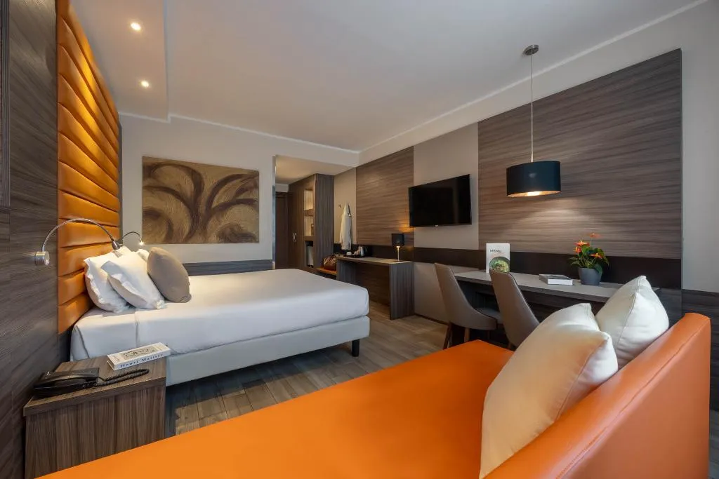 DOUBLE SUPERIOR Room, iH Hotels Milano Lorenteggio, Milan