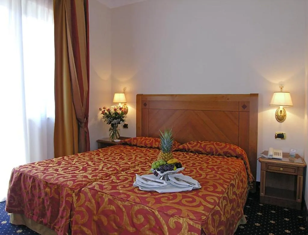Double or Twin STANDARD Room, Pinewood Hotel Rome, Rome