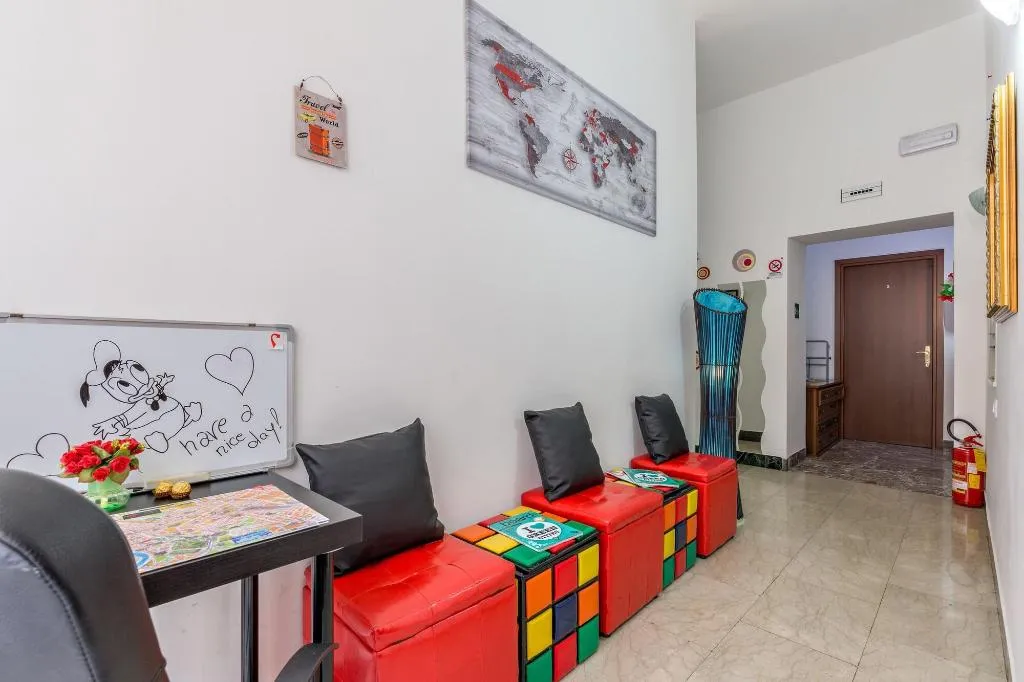 Lobby, Do Domus, Naples