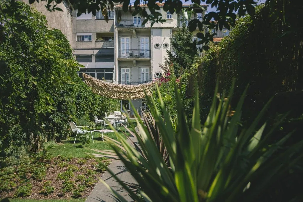 Sports and Entertainment, Rosa Et Al Townhouse, Porto