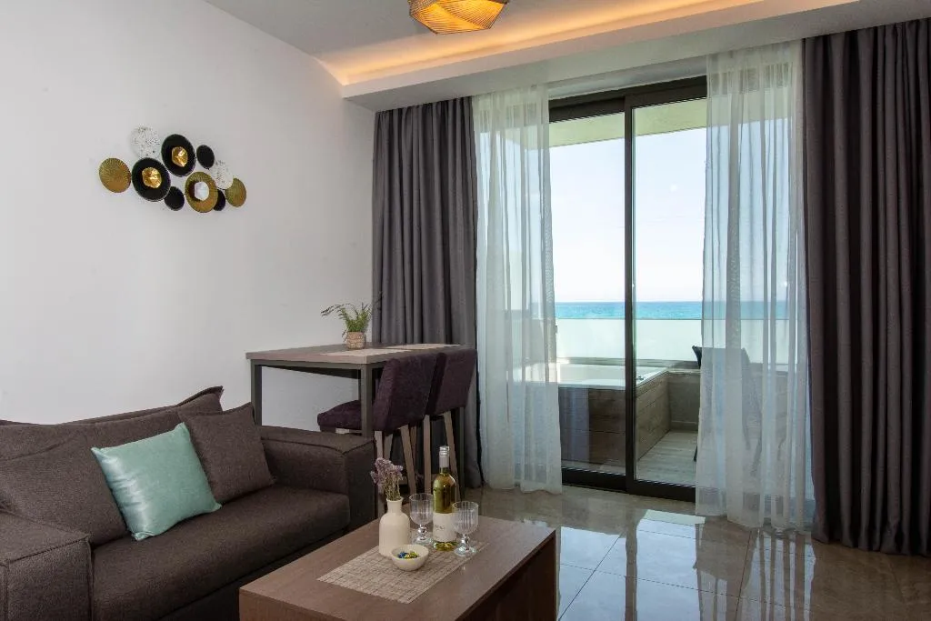 JUNIOR SUITE WITH JACUZZI Room, Ebenus Suites "by Checkin", Crete