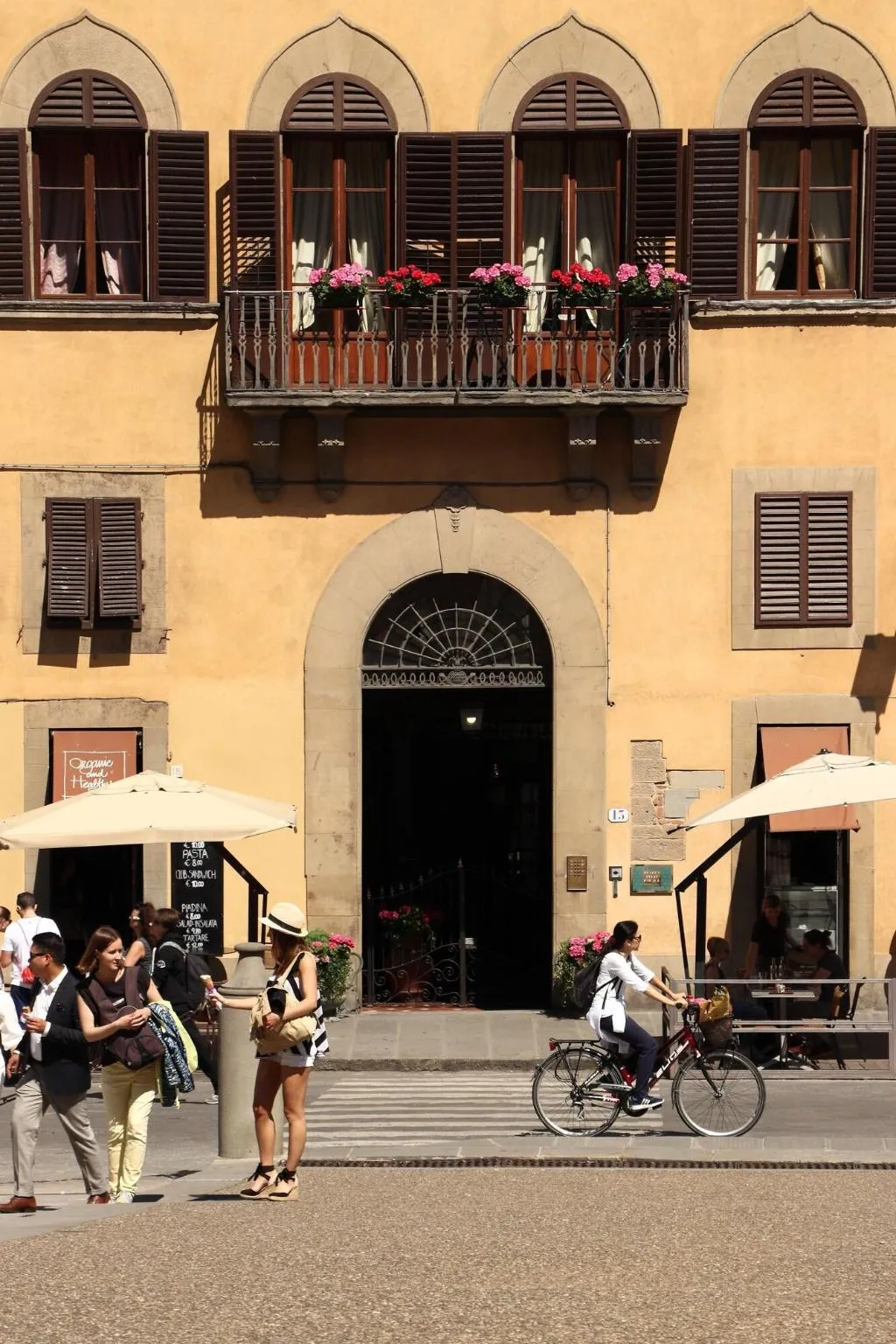 General view, Piazza Pitti Palace, Florence