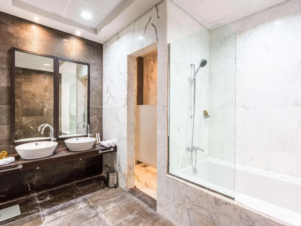 SUITE FIVE BEDROOMS WITH PRIVATE POOL Room, Rixos The Palm Hotel & Suites, Dubai