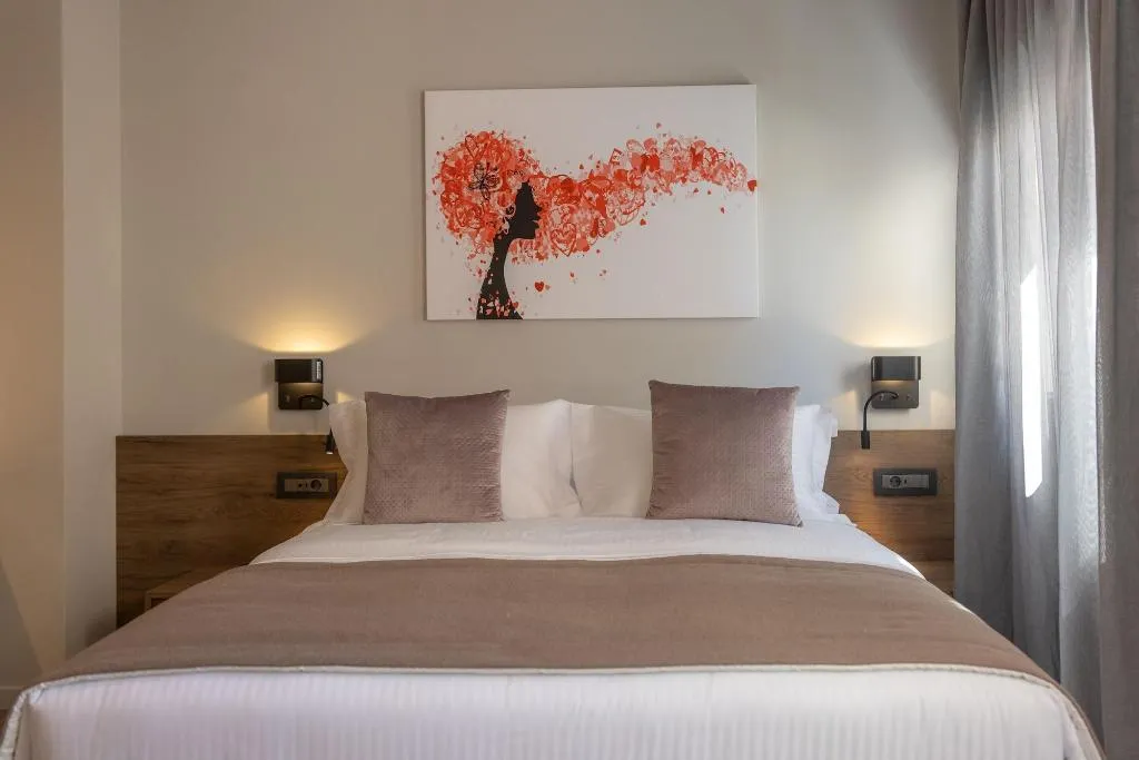 Room, Athens 507, Athens