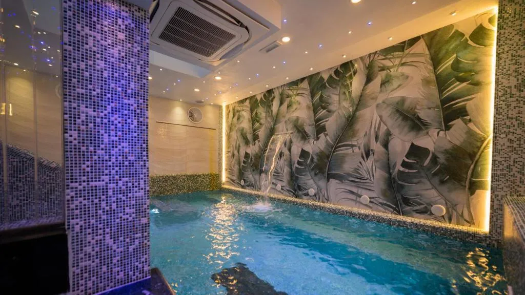 Sports and Entertainment, Hotel Center 1, Rome