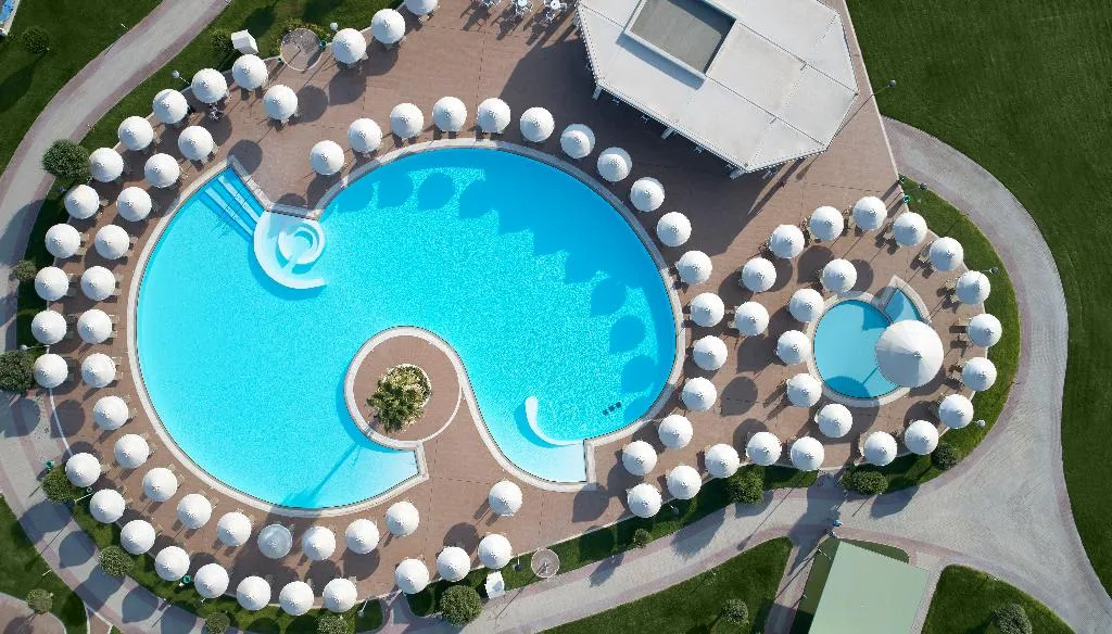 Pool, Apollo Blue, Rhodes