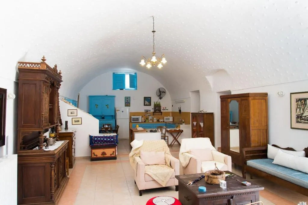 Room, Canava Santino, Santorini