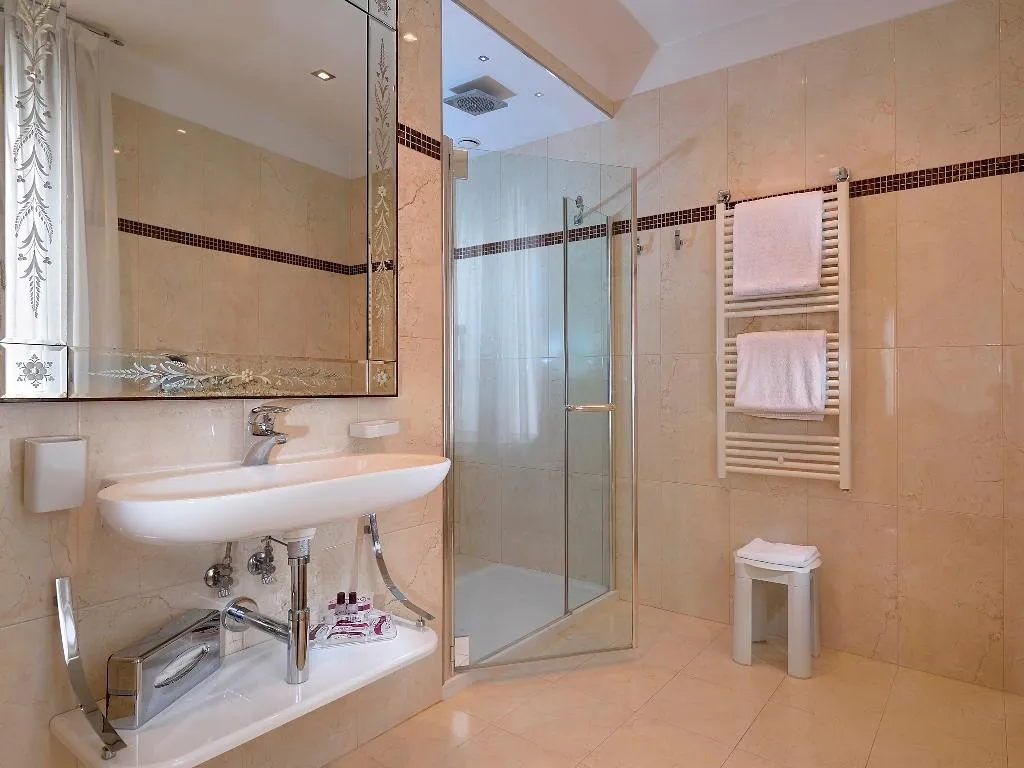 Double or Twin SUPERIOR Room, Principe, Venice