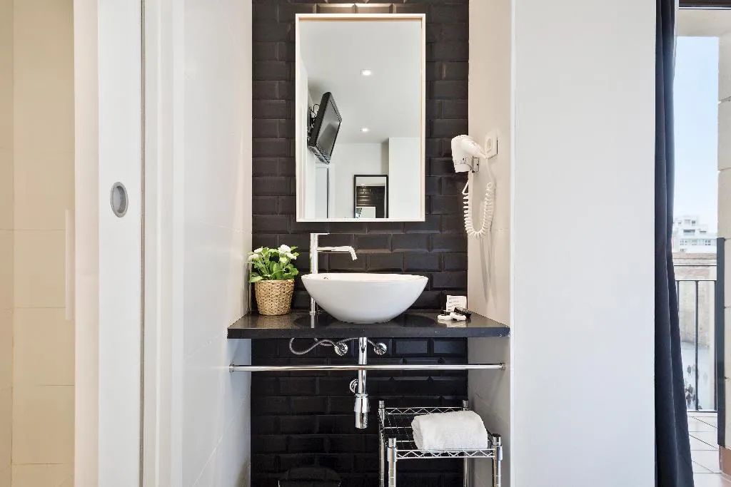DOUBLE STANDARD Room, Acta bcn 40, Barcelona