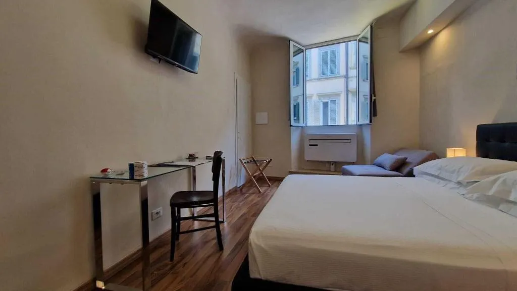Room SUPERIOR Room, Home Boutique Santa Maria Novella, Florence