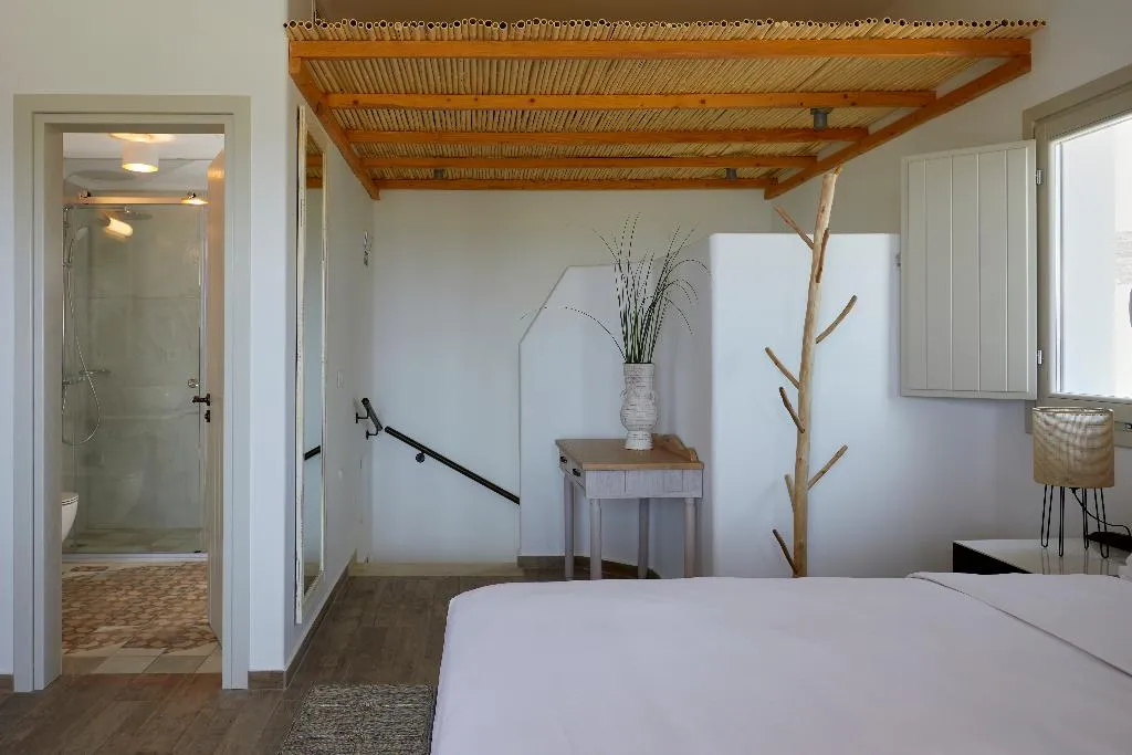 SUITE SEA VIEW Room, Sea Breeze Santorini Beach Resort, Curio Collectio, Santorini