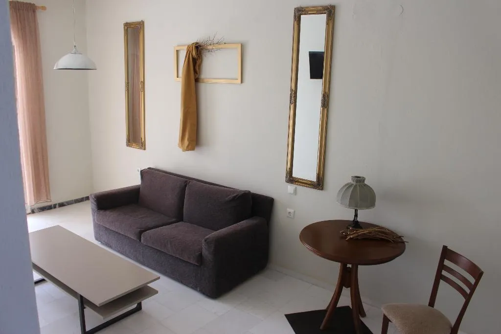 FAMILY ROOM EXECUTIVE TWO BEDROOMS Room, Skion Palace, Thessaloniki