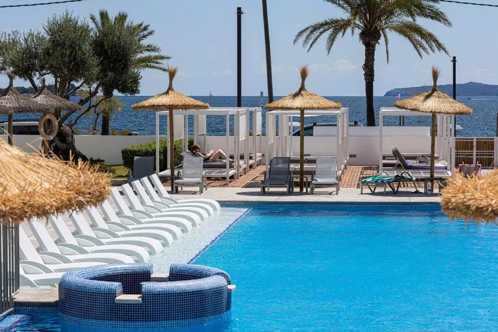 Pool, Hobby Club, Majorca