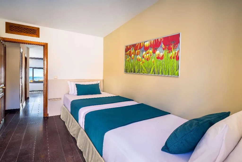FAMILY ROOM DELUXE SEA VIEW Room, Occidental Pueblo Acantilado, Costa Blanca