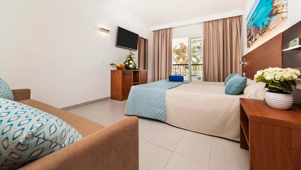 Room, Globales Aparthotel Bouganvilla, Majorca