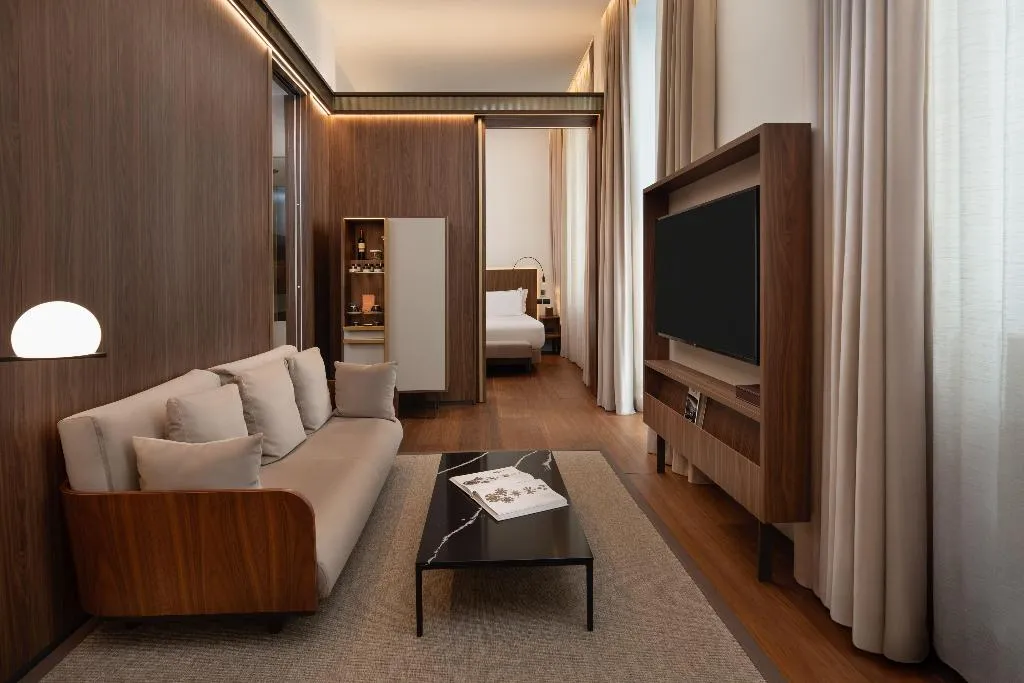 SUITE WITH BALCONY Room, Palazzo Cordusio A Gran Melia Hotel, Naples