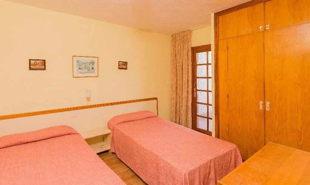 APARTMENT CAPACITY 4 ONE BEDROOM Room, Tinerfe Garden, Tenerife