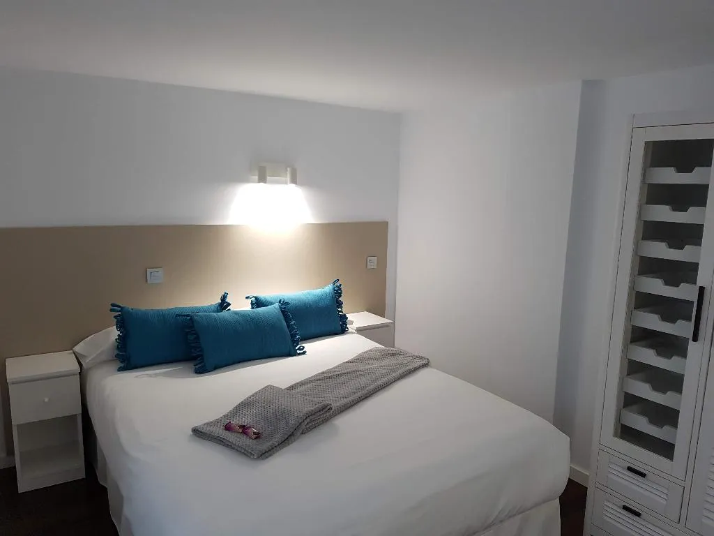 DOUBLE ONE BEDROOM ONE BATHROOM Room, RK City Center, Gran Canaria