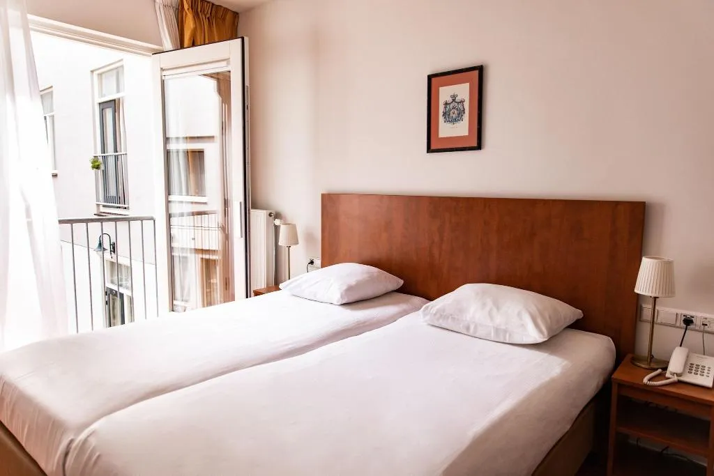 Double or Twin COMFORT Room, Ambassador City Centre Hotel, Amsterdam